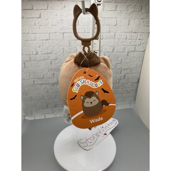 Squishmallows 3.5" Karlie Red Bat, Wade the Werewolf, Monster Callum Plush Clip - Picture 13 of 16
